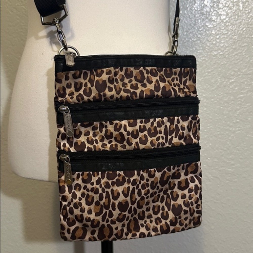 LeSportsac Leopard Crossbody Bag Small GUC